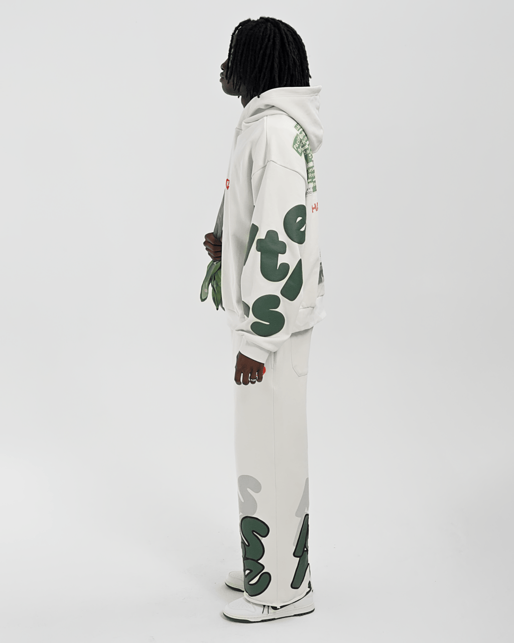 Main Beach Set by Red Letters