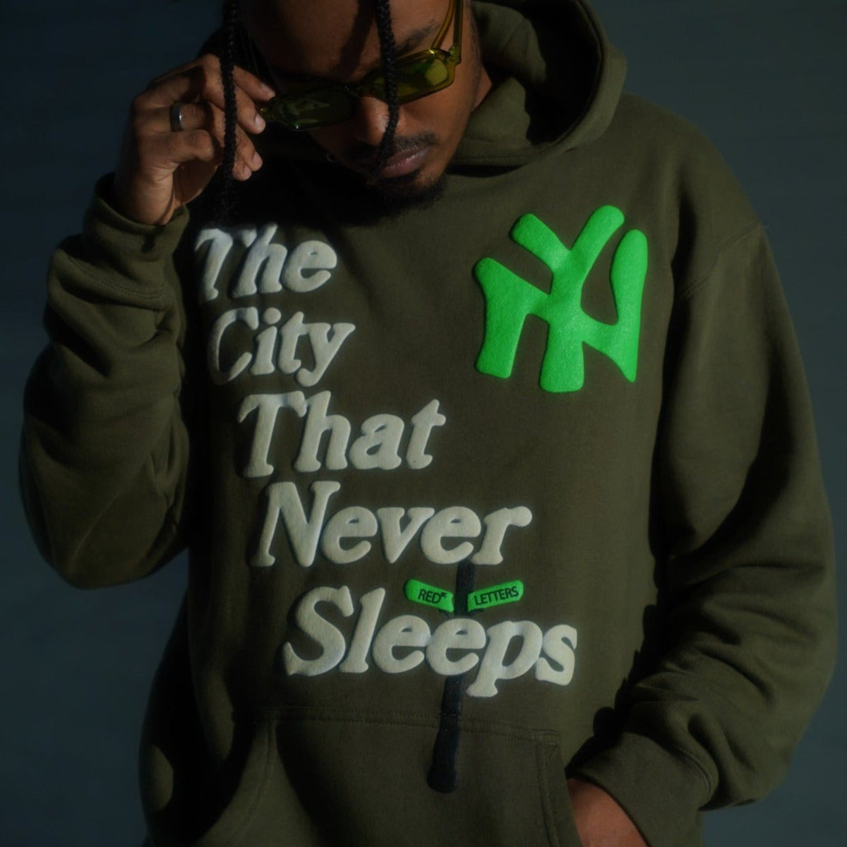 City Never Sleeps Hoodie - Army [LIMITED] - RED LETTERS